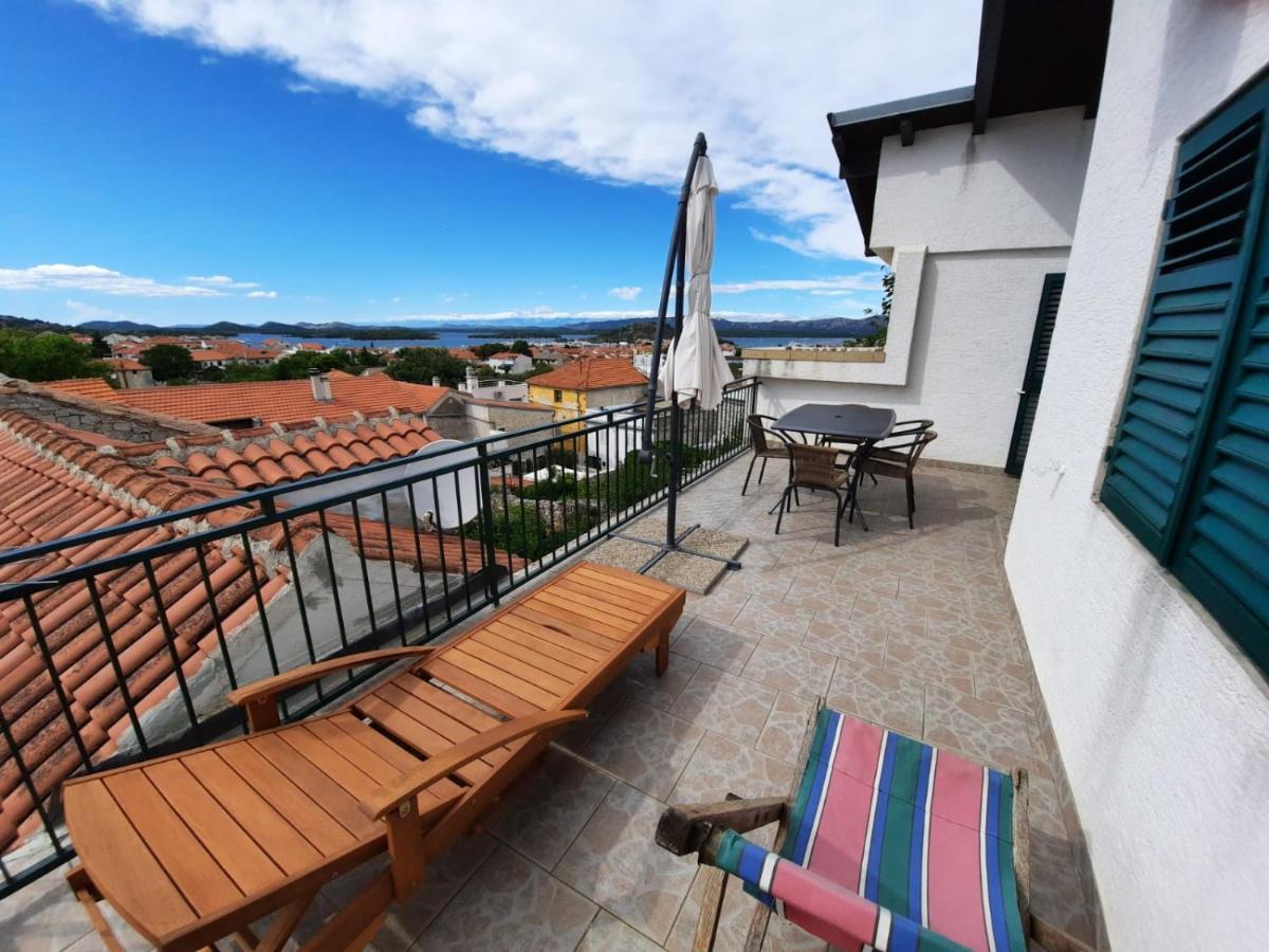 Apartment Baratula Murter Eksteriør bilde